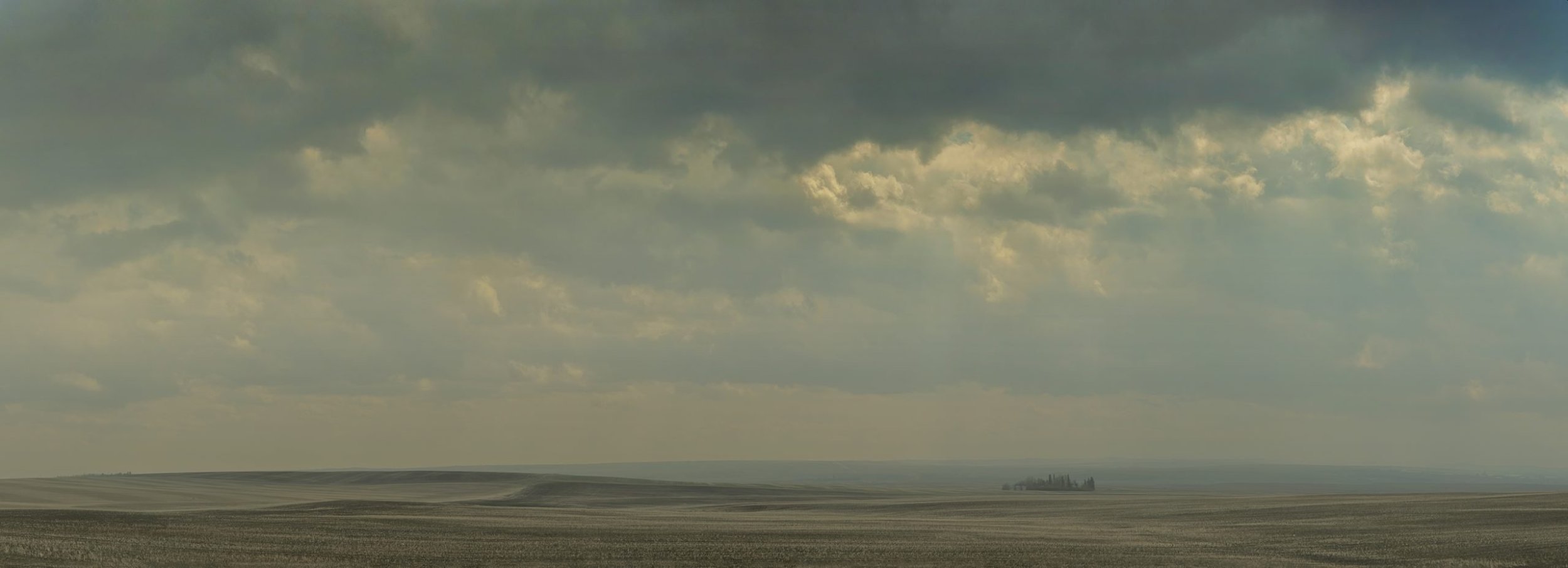 Gathering-storm-Looking-south-of-Three-Hills-Hwy-27-Alberta-2024-05-19-scaled