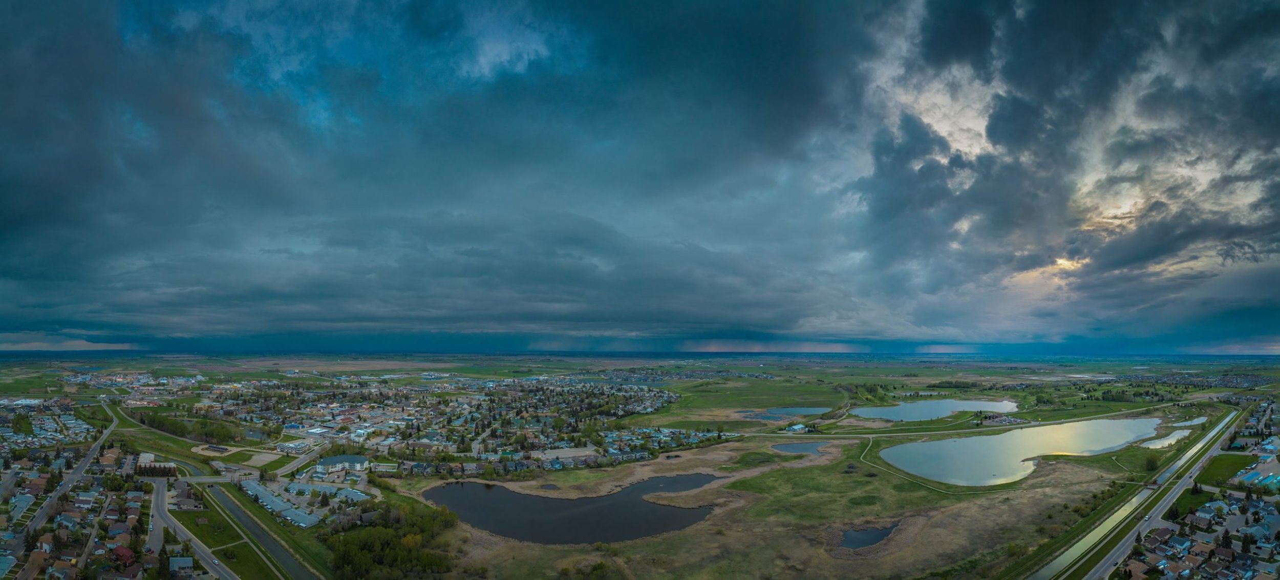 Here-comes-the-rain-again-Strathmore-AB-2024-05-21-scaled