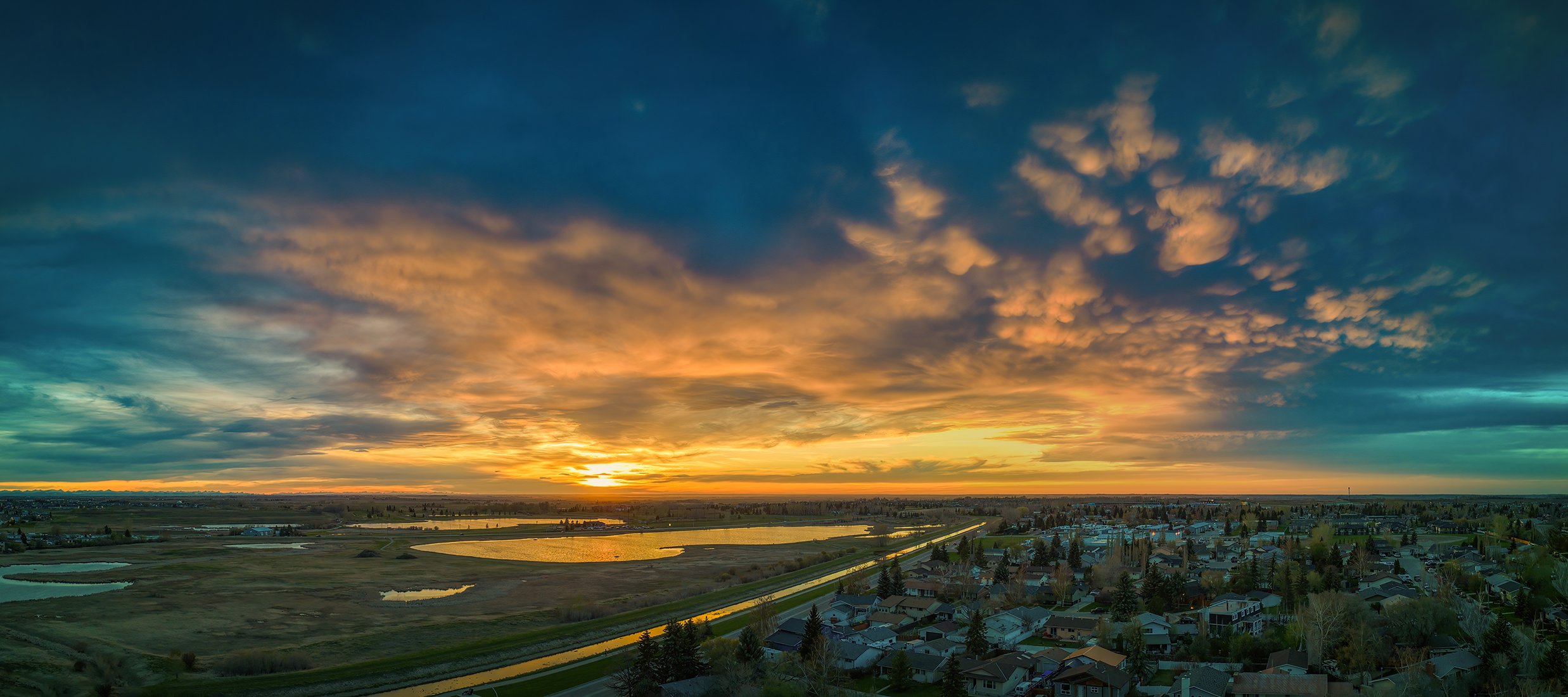 Sunset, Looking NW from Thomas Drive, Strathmore, AB, 2024-04-10
